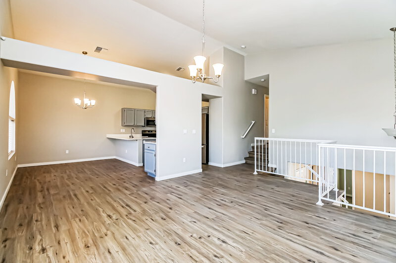 2,860/Mo, 4633 E Ford Ave Gilbert, AZ 85234 Living Room View 2