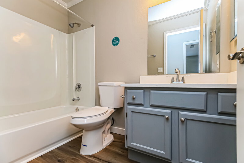 2,860/Mo, 4633 E Ford Ave Gilbert, AZ 85234 Main Bathroom View 2