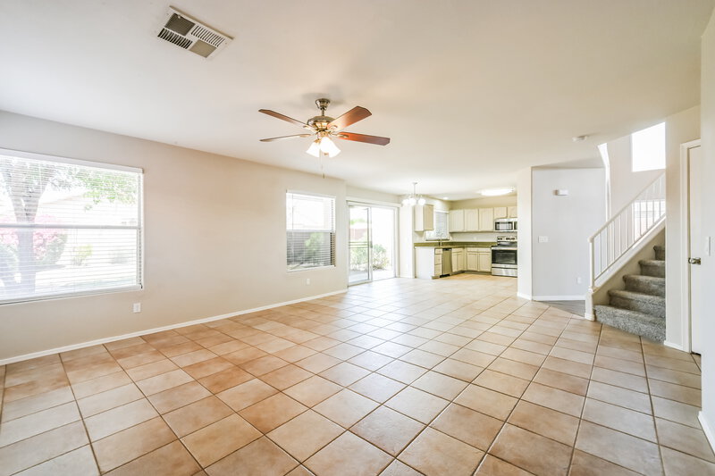 2,655/Mo, 1036 W Olive Ave Gilbert, AZ 85233 Living Room View