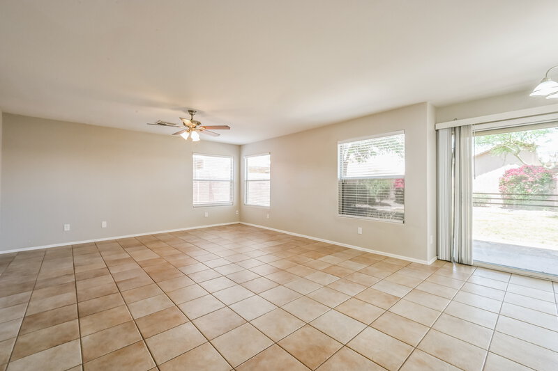2,655/Mo, 1036 W Olive Ave Gilbert, AZ 85233 Dining Room View