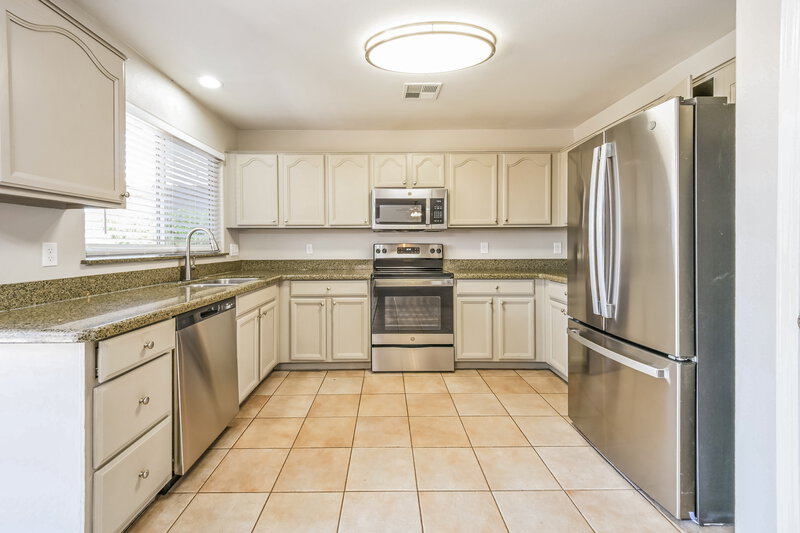 2,655/Mo, 1036 W Olive Ave Gilbert, AZ 85233 Kitchen View