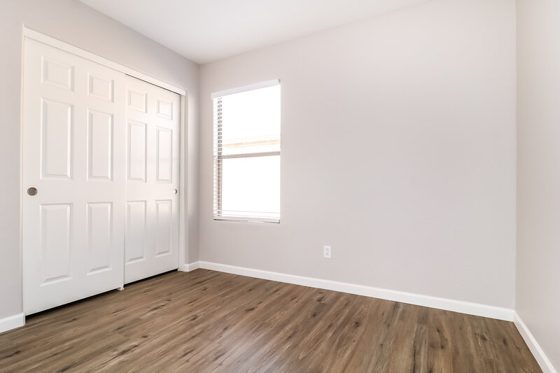 2,390/Mo, 2112 W Burgess Ln Phoenix, AZ 85041 Bedroom View