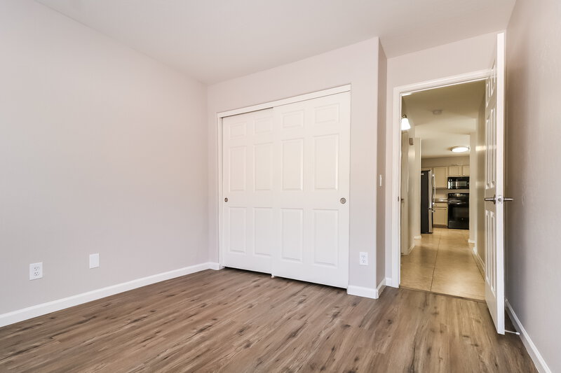 2,390/Mo, 2112 W Burgess Ln Phoenix, AZ 85041 Bedroom View 3