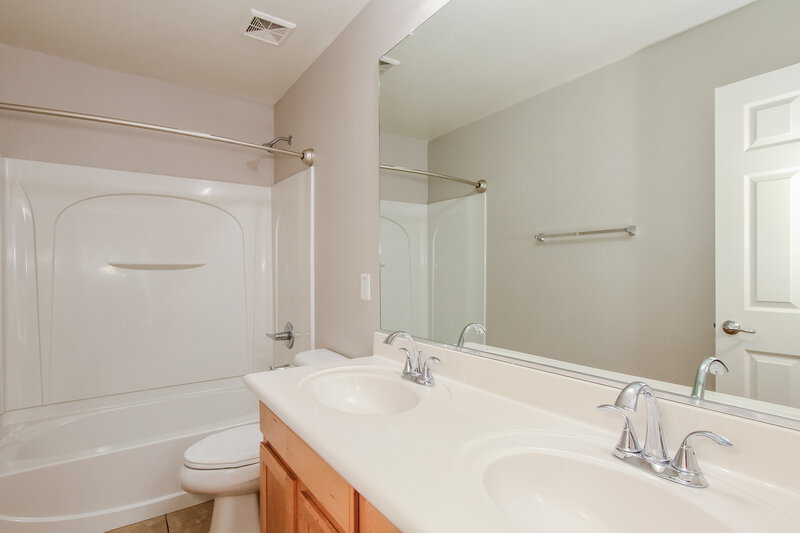 2,305/Mo, 4665 E Olney Ave Gilbert, AZ 85234 Bathroom View