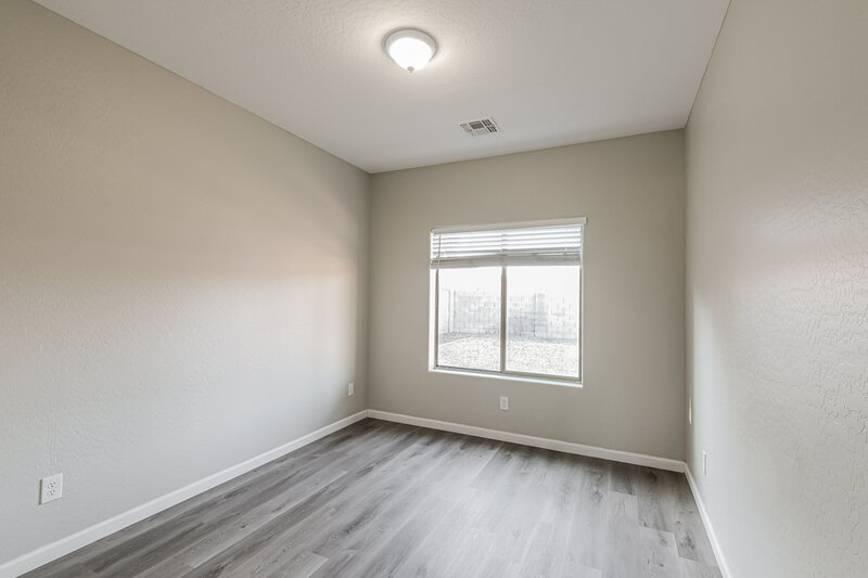 2,015/Mo, 709 E Whyman Ave Avondale, AZ 85323 Bedroom View