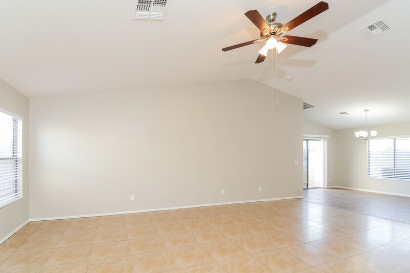 2,165/Mo, 12530 W Willow Ave El Mirage, AZ 85335 Misc View 4