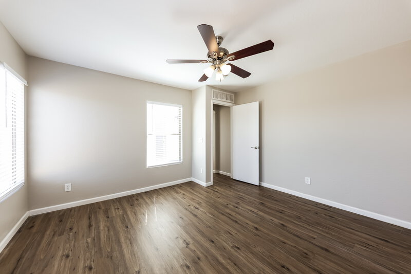 2,075/Mo, 12530 W Willow Ave El Mirage, AZ 85335 Main Bedroom View
