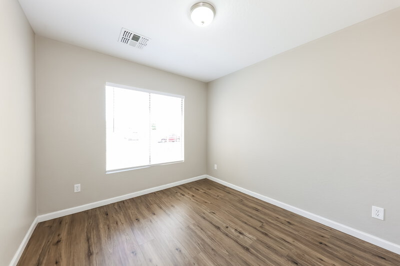 2,075/Mo, 12530 W Willow Ave El Mirage, AZ 85335 Bedroom View 3