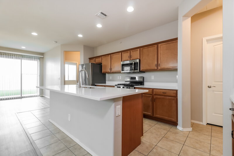 1,865/Mo, 12288 W Desert Sun Ln Peoria, AZ 85383 Kitchen View