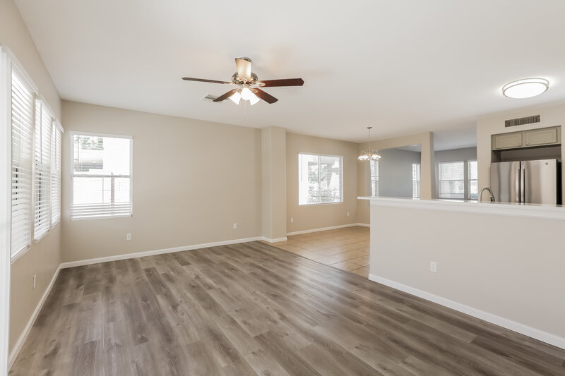 3,140/Mo, 4009 W Minton St Phoenix, AZ 85041 Living Room View