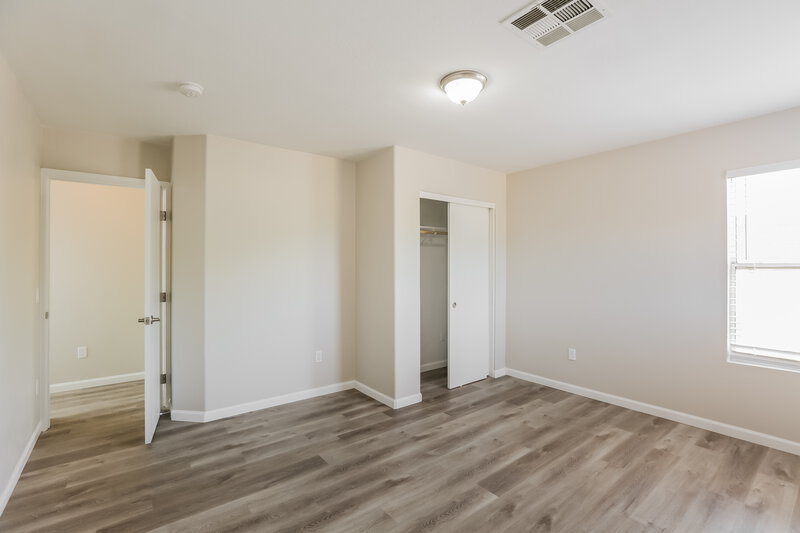 3,140/Mo, 4009 W Minton St Phoenix, AZ 85041 Bedroom View 3
