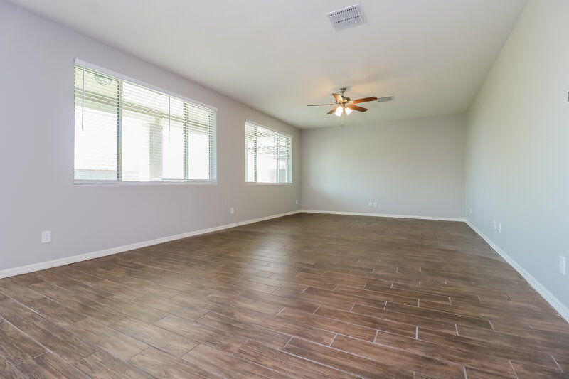 2,815/Mo, 21051 W Almeria Rd Buckeye, AZ 85396 Misc View