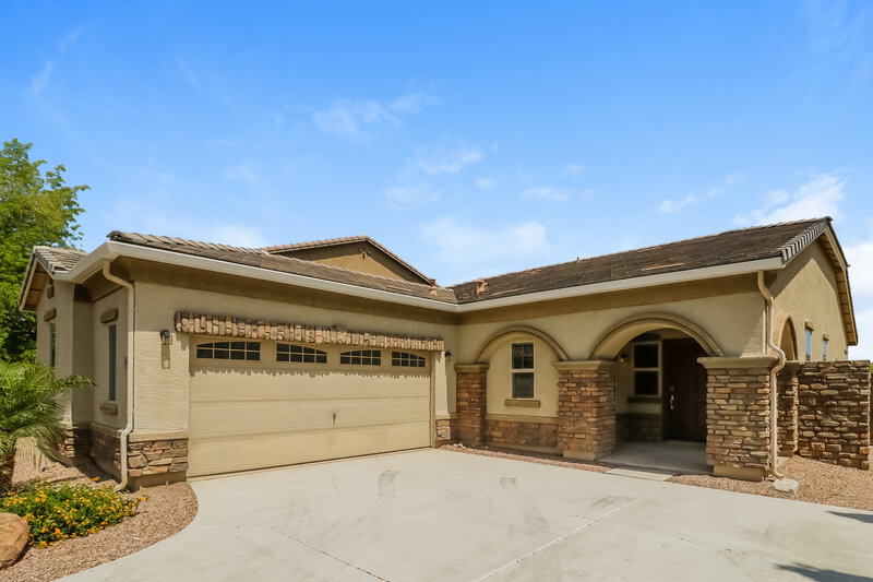 2,240/Mo, 1903 S 169th Ave Goodyear, AZ 85338 Front View