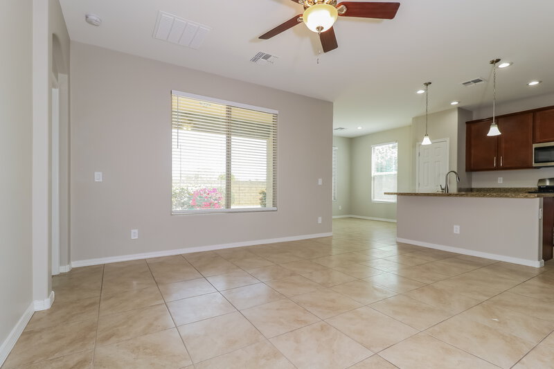 2,240/Mo, 1903 S 169th Ave Goodyear, AZ 85338 Dining Room View