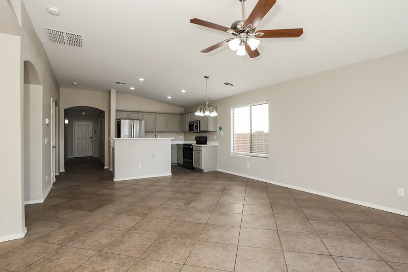 3,140/Mo, 1639 W Hidalgo Ave Phoenix, AZ 85041 Dining Room View