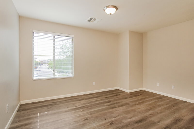 1,990/Mo, 17716 N 114th Ln Surprise, AZ 85378 Loft View
