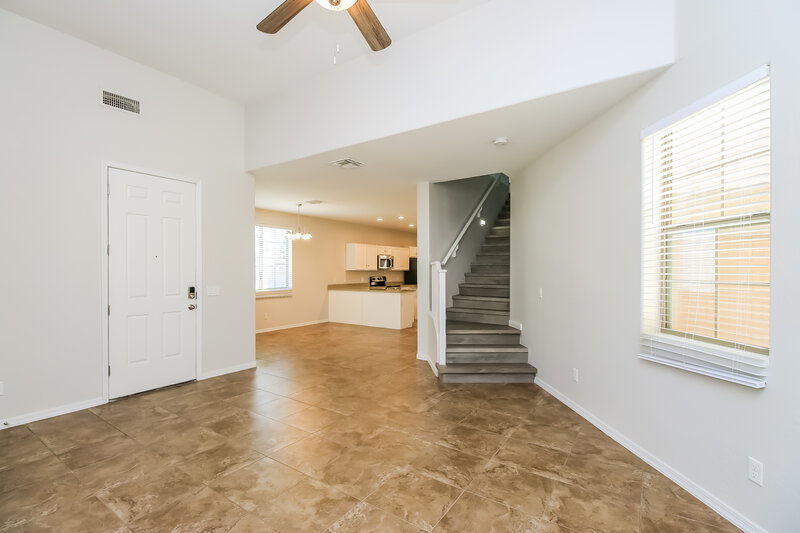 2,330/Mo, 1692 S Desert View Pl Apache Junction, AZ 85120 Living Room View 2