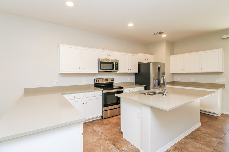 2,330/Mo, 1692 S Desert View Pl Apache Junction, AZ 85120 Kitchen View