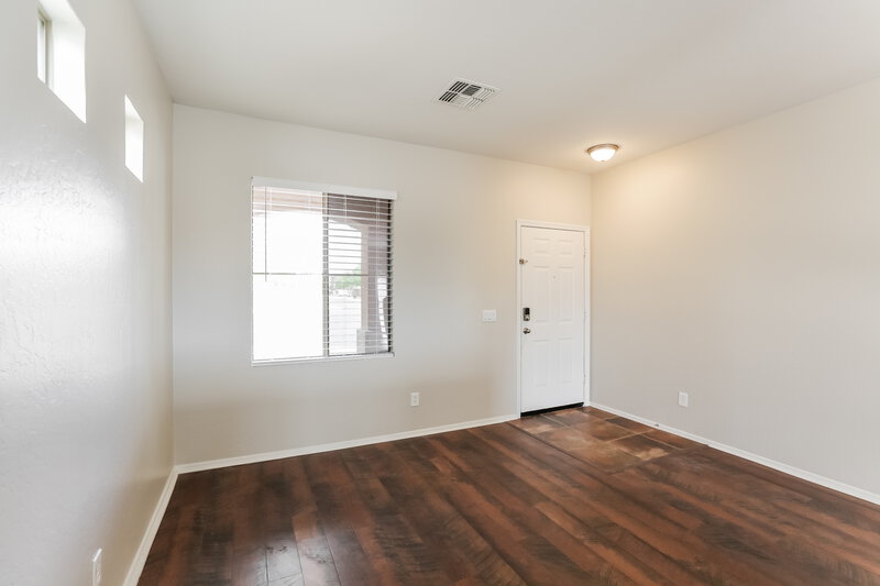 2,120/Mo, 1304 E Dunbar Dr Phoenix, AZ 85042 Misc View