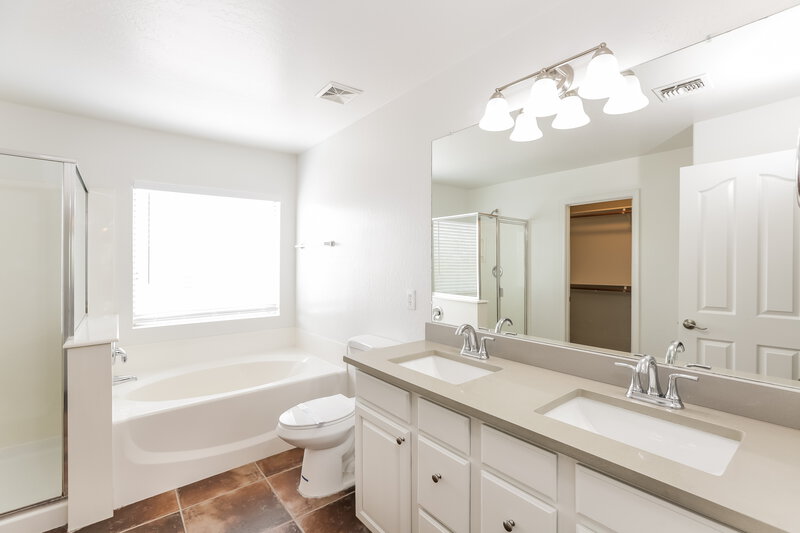 2,120/Mo, 1304 E Dunbar Dr Phoenix, AZ 85042 Misc View 9