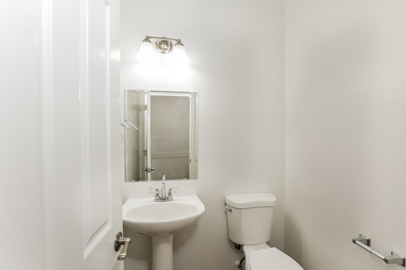 2,120/Mo, 1304 E Dunbar Dr Phoenix, AZ 85042 Misc View 13