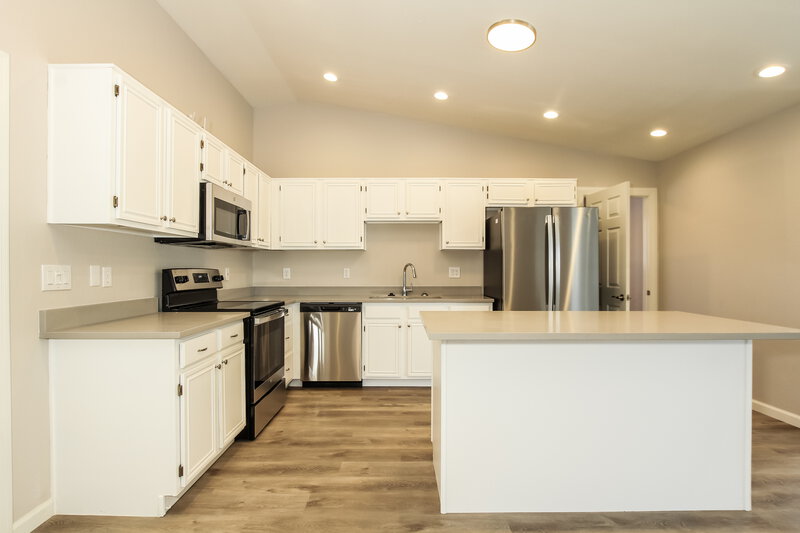 2,390/Mo, 9051 E Princess Dr Mesa, AZ 85207 Kitchen View