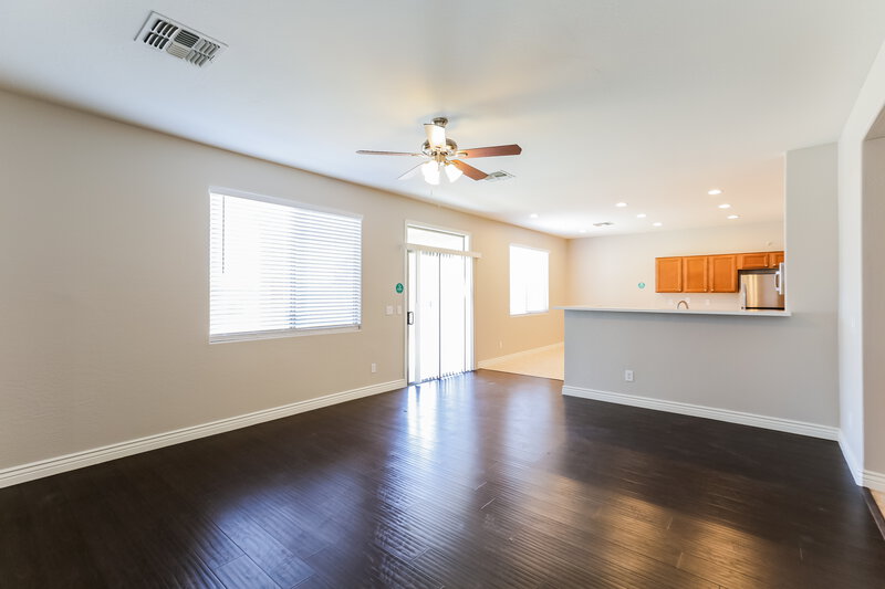 2,590/Mo, 7008 W Alta Vista Rd Laveen, AZ 85339 Family Room View