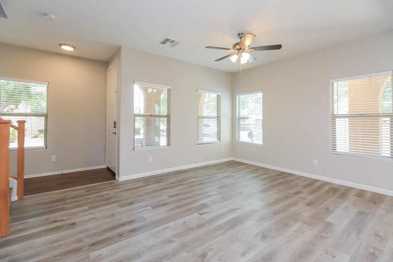 2,425/Mo, 899 S Pheasant Dr Gilbert, AZ 85296 Living Room View