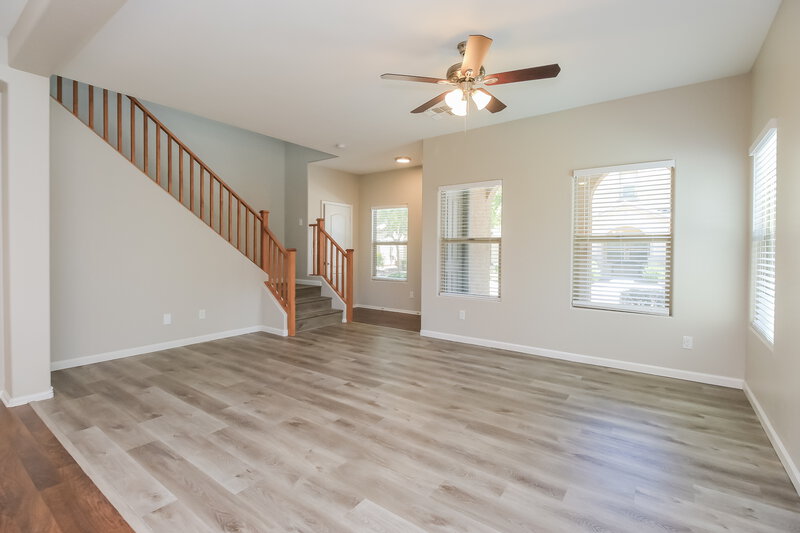 2,425/Mo, 899 S Pheasant Dr Gilbert, AZ 85296 Living Room View 3