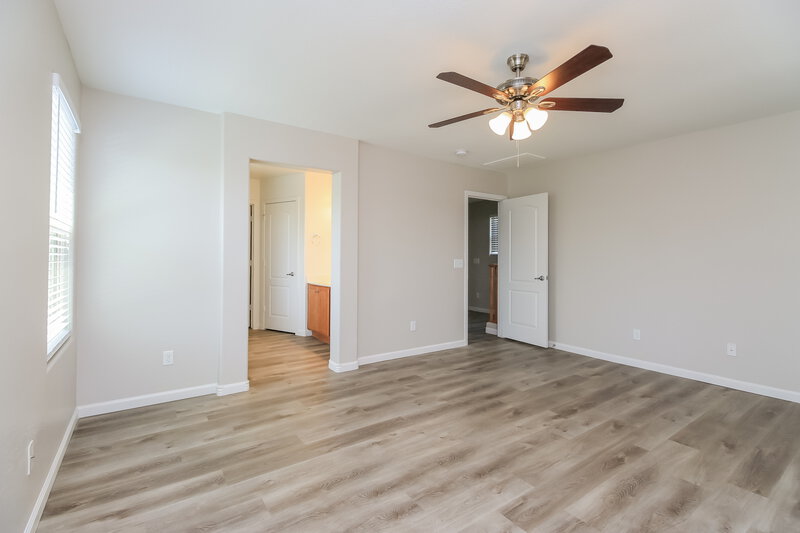 2,425/Mo, 899 S Pheasant Dr Gilbert, AZ 85296 Main Bedroom View 2