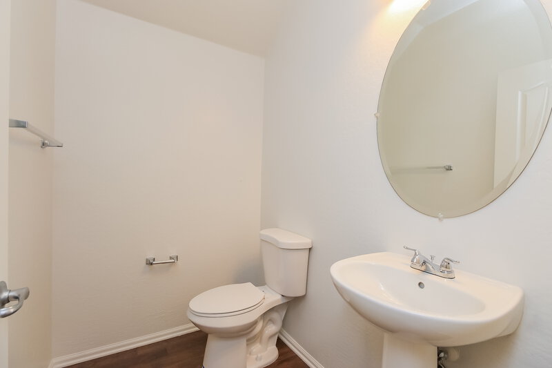 2,425/Mo, 899 S Pheasant Dr Gilbert, AZ 85296 Bathroom View