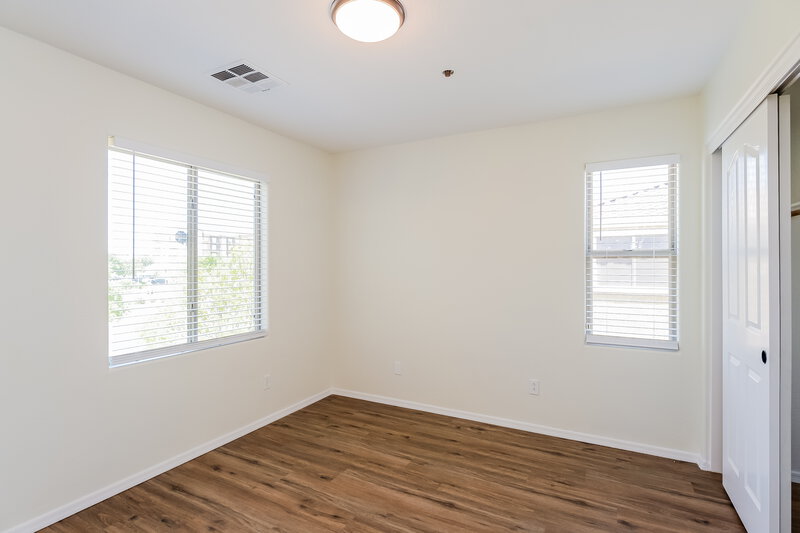 2,350/Mo, 3008 E Megan St Gilbert, AZ 85295 Bedroom View
