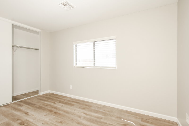 1,970/Mo, 11526 W Bloomfield Rd El Mirage, AZ 85335 Bedroom View 4