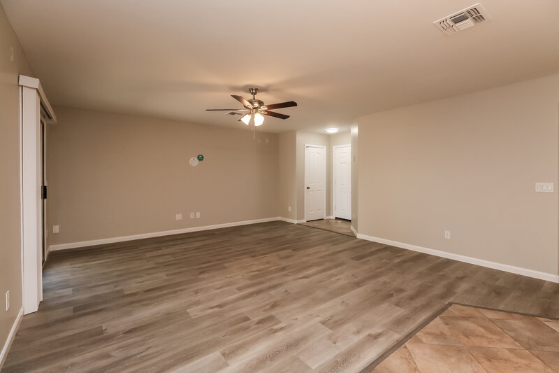 1,985/Mo, 32830 N Sandstone Dr San Tan Valley, AZ 85143 Living Room View 3