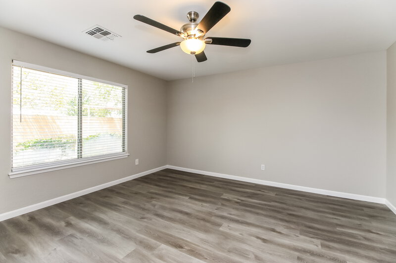 1,985/Mo, 32830 N Sandstone Dr San Tan Valley, AZ 85143 Main Bedroom View 2
