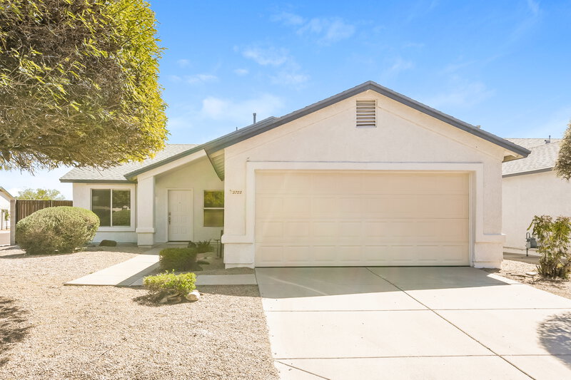 2,175/Mo, 3725 W Cat Balue Dr Glendale, AZ 85308 External View