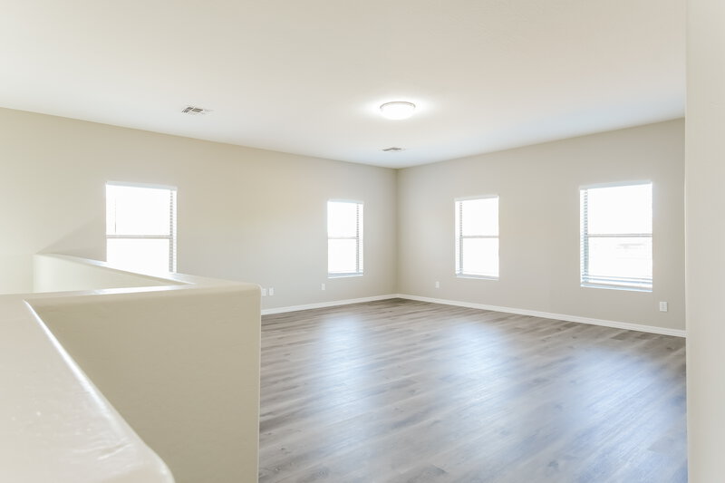 2,600/Mo, 4536 W Cottontail Rd Phoenix, AZ 85086 Family Room View