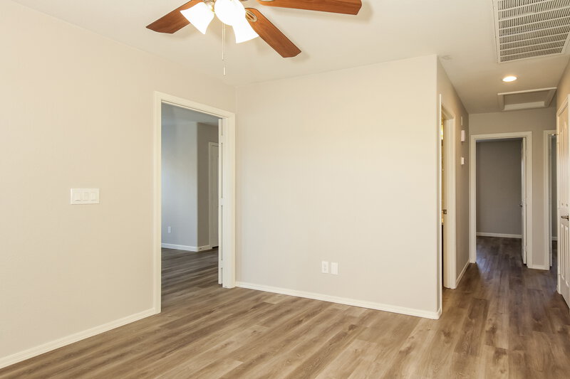 2,305/Mo, 6340 W Branham Ln Laveen, AZ 85339 Loft View