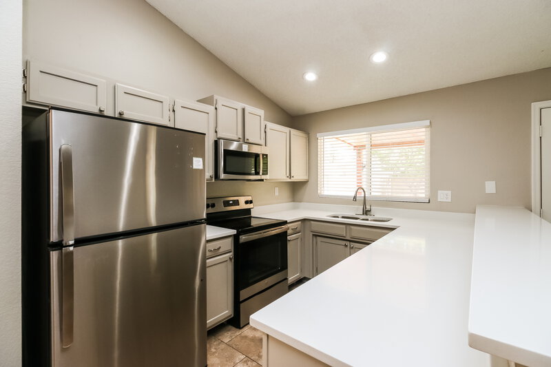 3,310/Mo, 1027 E Inca St Mesa, AZ 85203 Kitchen View