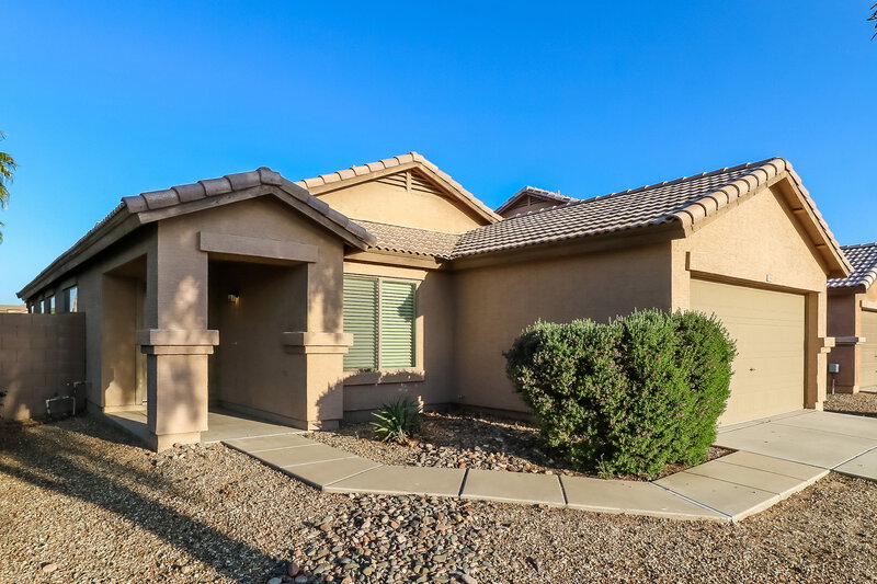 2,230/Mo, 1994 S 172nd Ln Goodyear, AZ 85338 Front View