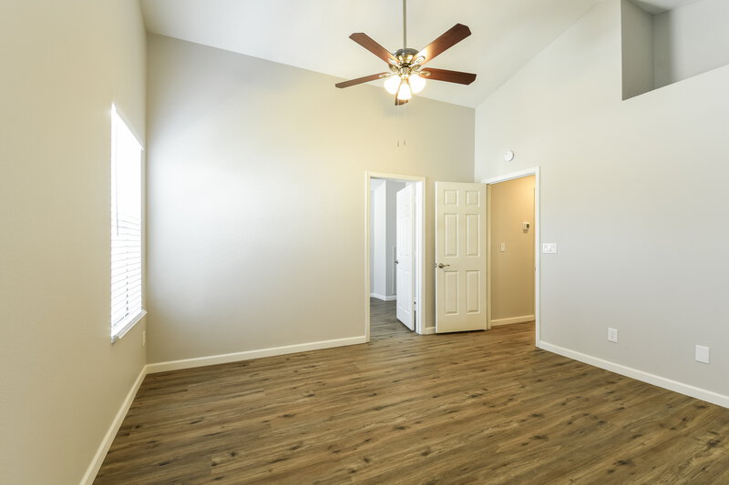 2,385/Mo, 2028 W Columbine Dr Phoenix, AZ 85029 Misc View 7