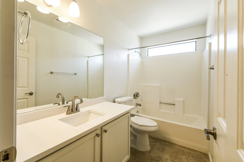 2,385/Mo, 2028 W Columbine Dr Phoenix, AZ 85029 Misc View 13