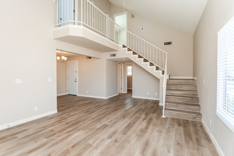 2,270/Mo, 235 N 22nd Pl Unit 556 Mesa, AZ 85213 Living Room View