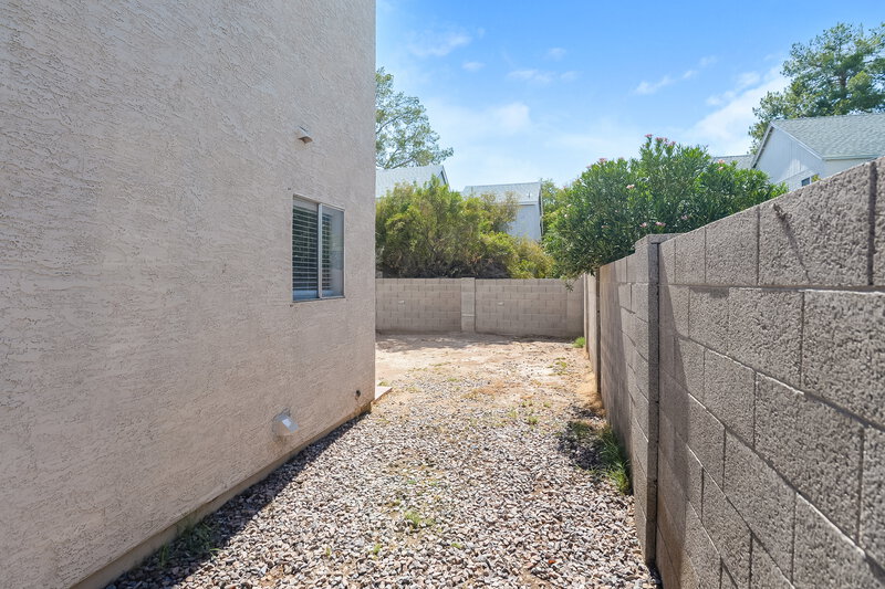 2,270/Mo, 235 N 22nd Pl Unit 556 Mesa, AZ 85213 Rear View 2