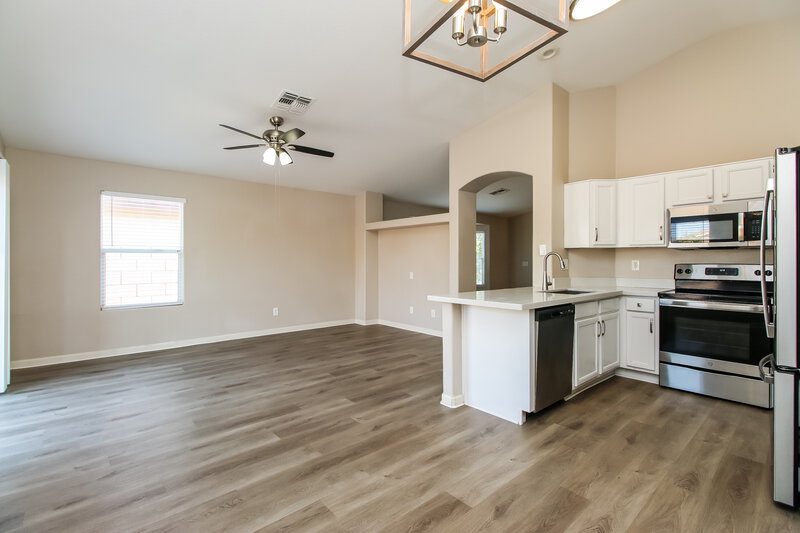 2,340/Mo, 1652 N Serina Mesa, AZ 85205 Dining Room View 2
