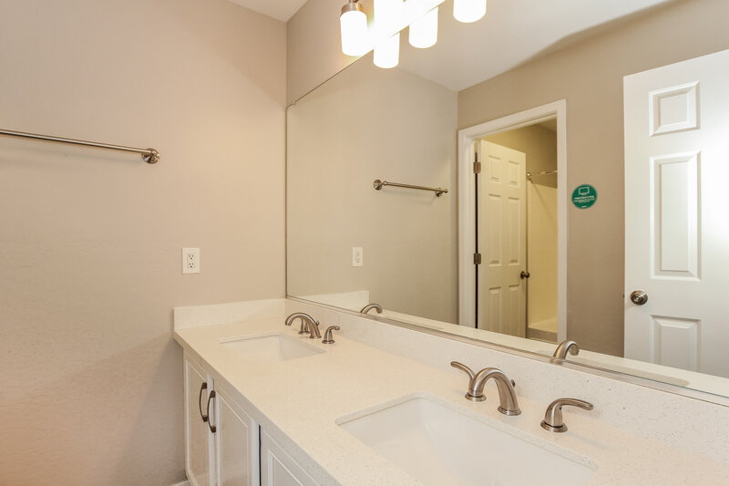 2,720/Mo, 1652 N Serina Mesa, AZ 85205 Bathroom View