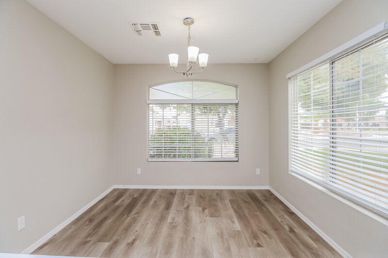 2,320/Mo, 869 E Laredo St Chandler, AZ 85225 Dining Room View