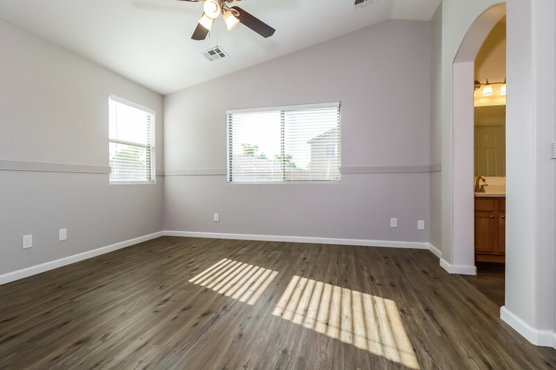 1,920/Mo, 16871 W Portland St Goodyear, AZ 85338 Main Bedroom View