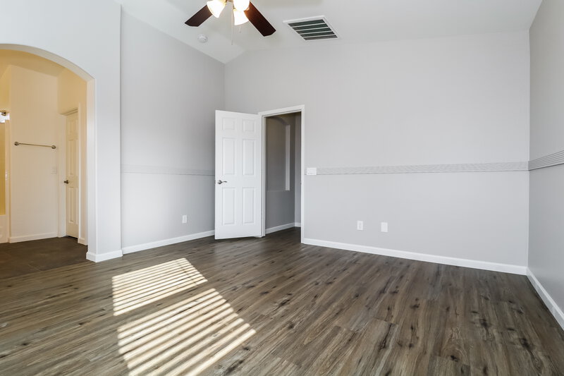 1,920/Mo, 16871 W Portland St Goodyear, AZ 85338 Main Bedroom View 2