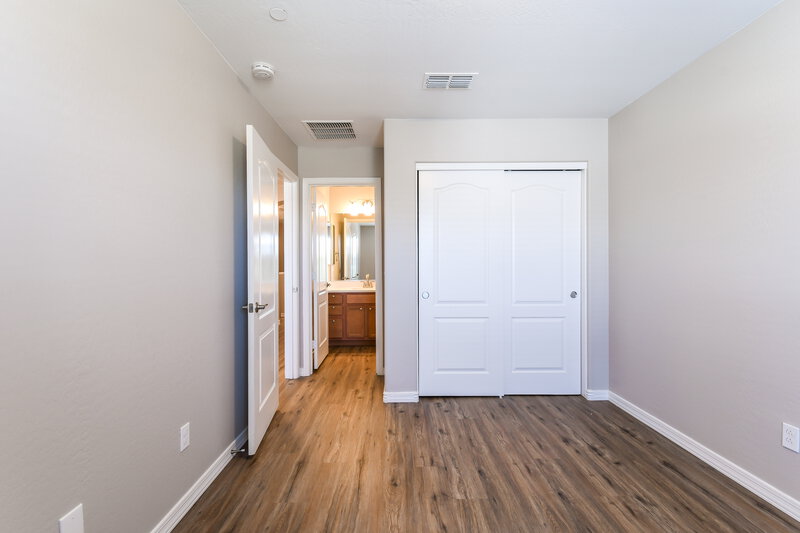 2,185/Mo, 12533 W Via Dona Rd Peoria, AZ 85383 Bedroom View